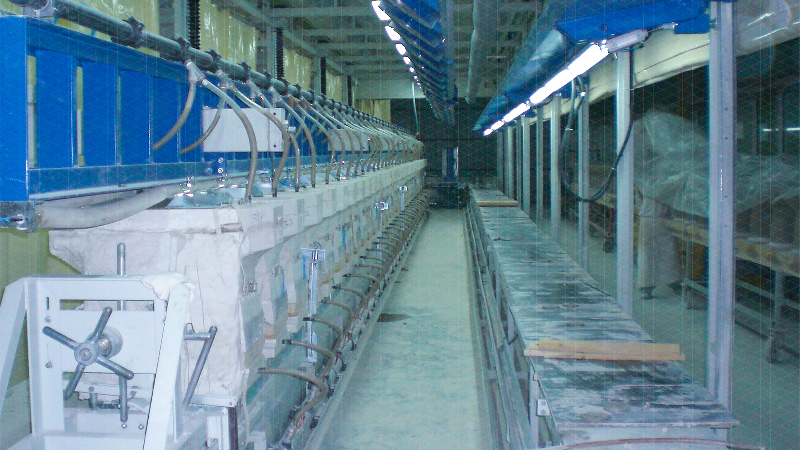 Sistemas de moldagem para produção de instalações para banheiro